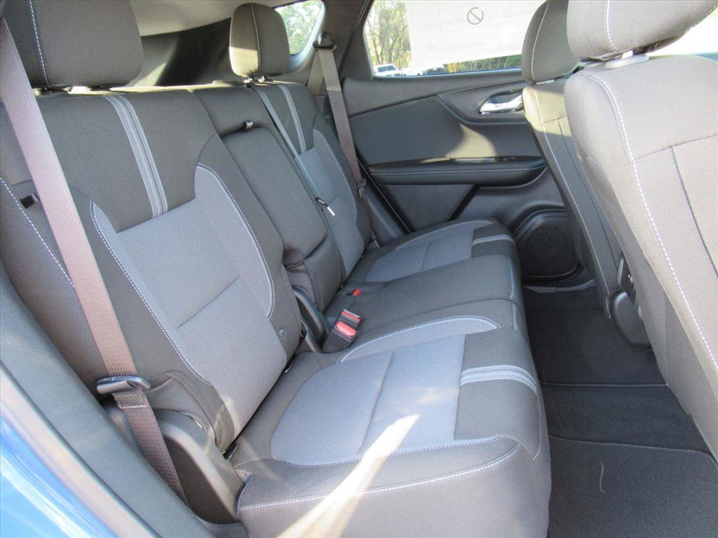 New 2025 Chevrolet Blazer LT FWD image 25