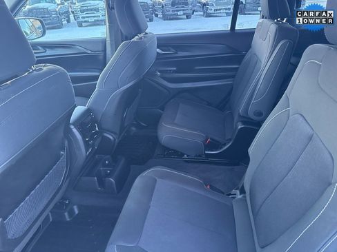 Used 2025 Jeep Grand Cherokee L Laredo w/ Trailer Tow Package image 9