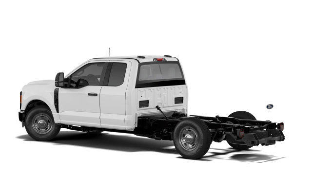 New 2027 Ford F250 XL w/ XL Chrome Package RWD image 2
