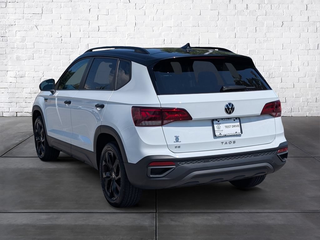 Used 2024 Volkswagen Taos SE FWD image 5