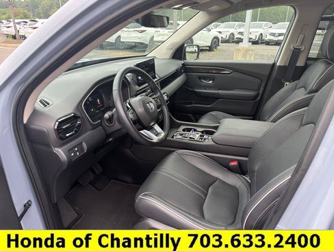 Certified 2023 Honda Pilot Elite image 24
