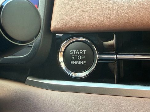 New 2026 Mitsubishi Outlander SEL image 12