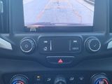Used 2020 GMC Terrain SLE w/ Driver Convenience Package image 3