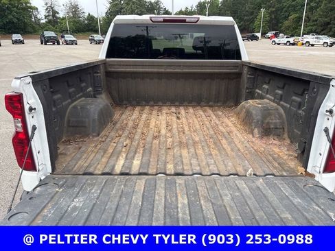 Used 2023 Chevrolet Silverado 1500 Custom RWD image 7