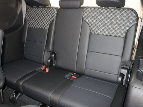 New 2026 GMC Acadia Denali w/ Super Cruise Package image 22