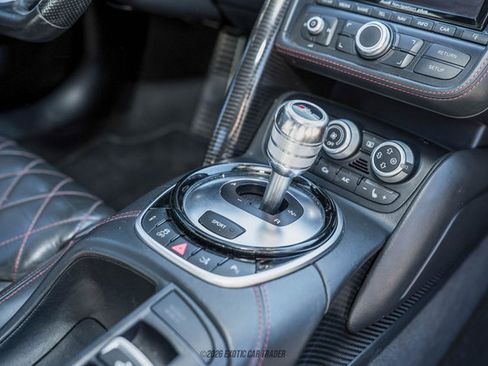 Used 2015 Audi R8 V8 w/ Full Leather Package image 47