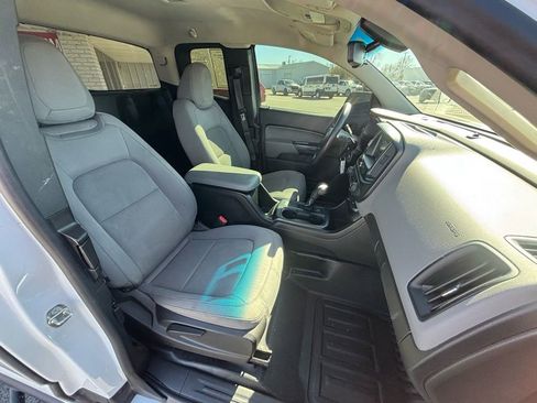 Used 2017 Chevrolet Colorado W/T w/ WT Convenience Package image 8