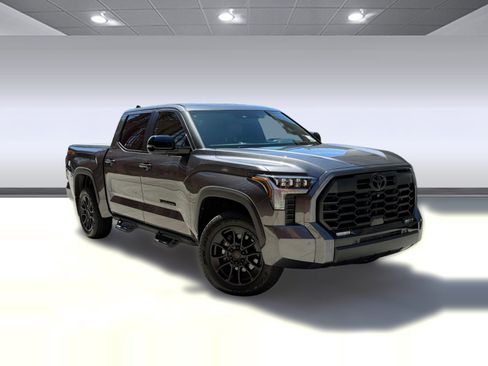 Used 2025 Toyota Tundra Limited w/ TRD Off-Road Package image 6