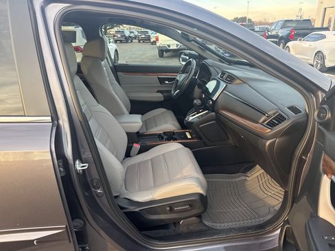 Used 2021 Honda CR-V Touring image 32