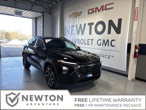 New 2026 Chevrolet Trax RS w/ Driver Confidence Package image 1