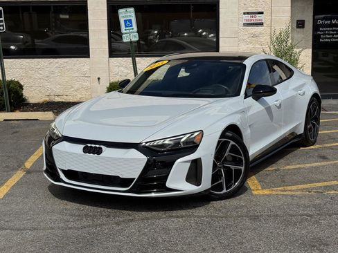 Used 2023 Audi RS e-tron GT w/ Carbon Performance Package AWD/4WD image 4