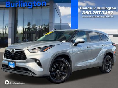 Used 2023 Toyota Highlander XLE