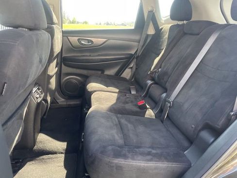 Used 2014 Nissan Rogue SV FWD image 9