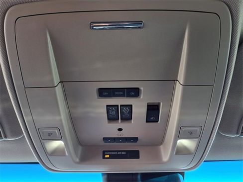 Used 2018 GMC Sierra 1500 Denali w/ Denali Ultimate Package image 68