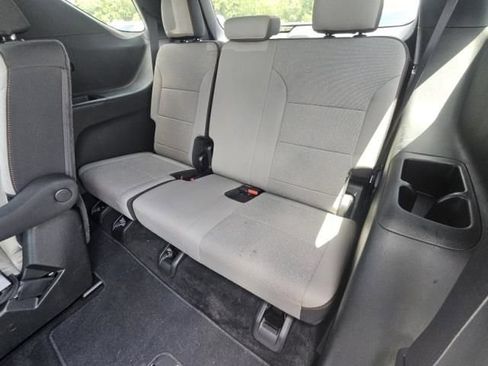 Used 2026 Chevrolet Traverse LT w/ Driver Confidence Package FWD image 16