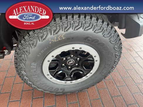 New 2026 Ford Bronco Big Bend w/ Black Diamond Package AWD/4WD image 8