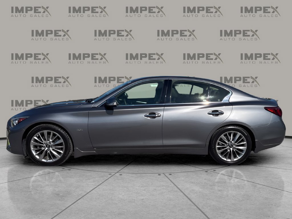 Used 2018 INFINITI Q50 Luxe w/ Essential Package (3.0T Luxe) RWD image 2