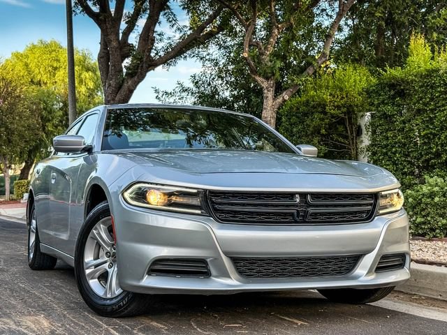 Used 2022 Dodge Charger SXT w/ Leather Interior Group RWD image 13