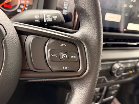 New 2026 Jeep Gladiator Sport AWD/4WD image 15