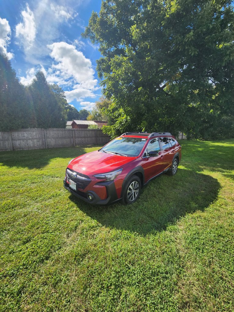 Used 2024 Subaru Outback Premium AWD/4WD image 4