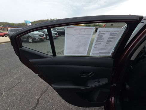 Used 2024 Nissan Sentra SV image 26