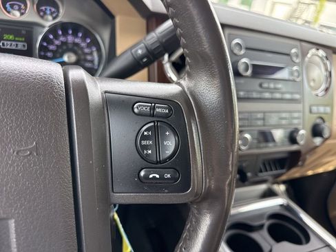 Used 2011 Ford F350 Lariat image 16