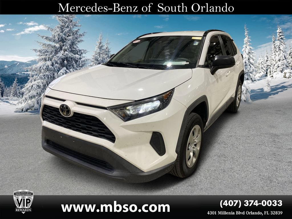 Used 2021 Toyota RAV4 LE AWD/4WD image 17