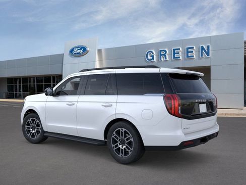 Used 2025 Ford Expedition Active AWD/4WD image 5