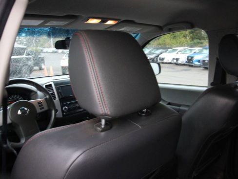 Used 2013 Nissan Xterra S w/ Value Package image 28