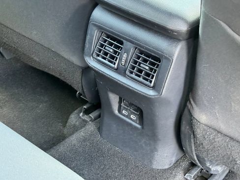 Certified 2025 Toyota RAV4 XLE FWD image 21