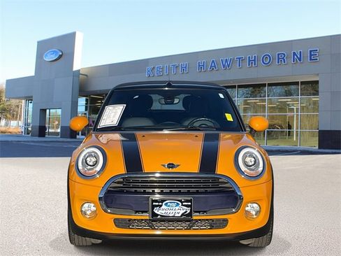 Used 2017 MINI Cooper Convertible image 2