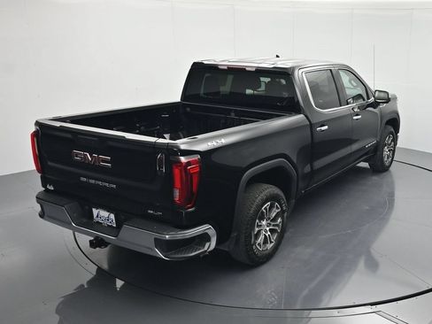 Certified 2025 GMC Sierra 1500 SLT AWD/4WD image 33