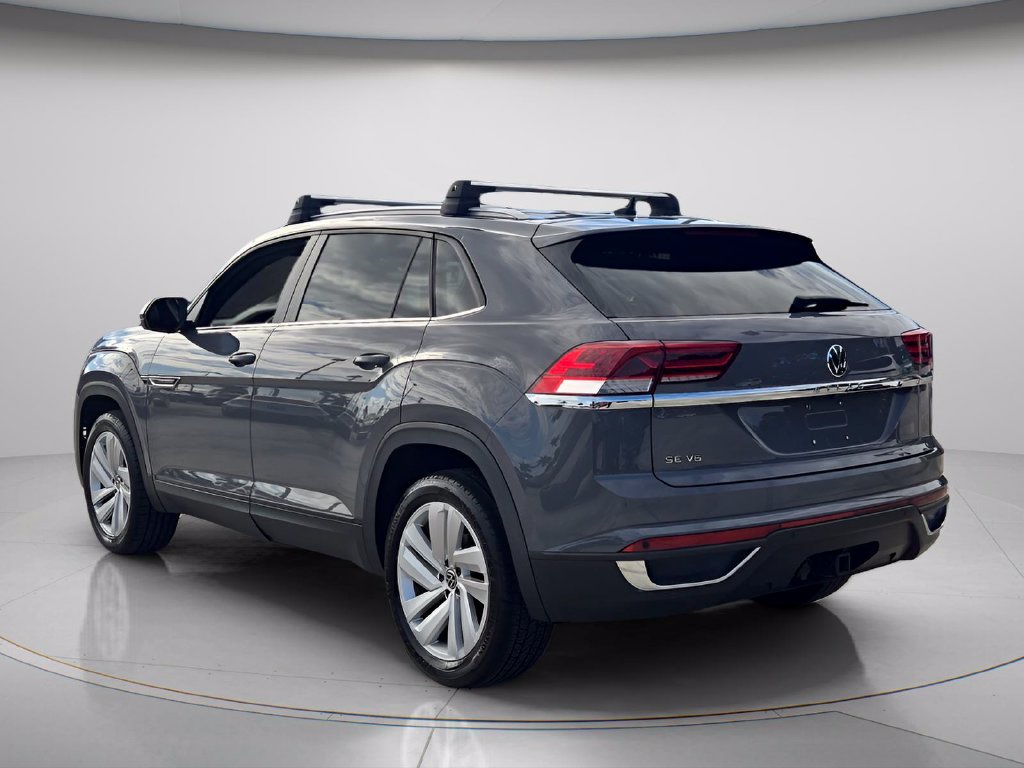 Used 2020 Volkswagen Atlas Cross Sport SE w/ Towing Package FWD image 4