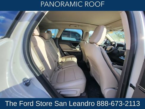 Used 2023 Lincoln Corsair FWD w/ Equipment Group 101A image 16