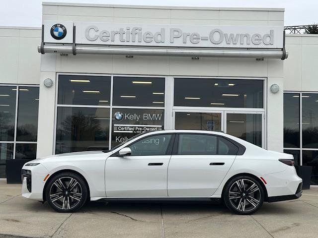 Used 2023 BMW 760i xDrive AWD/4WD image 7