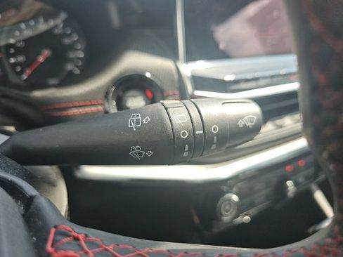 Used 2025 Jeep Compass Trailhawk AWD/4WD image 34