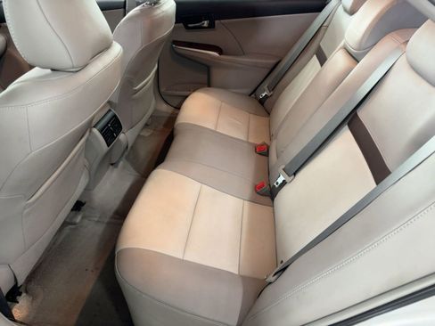 Used 2012 Toyota Camry XLE image 14