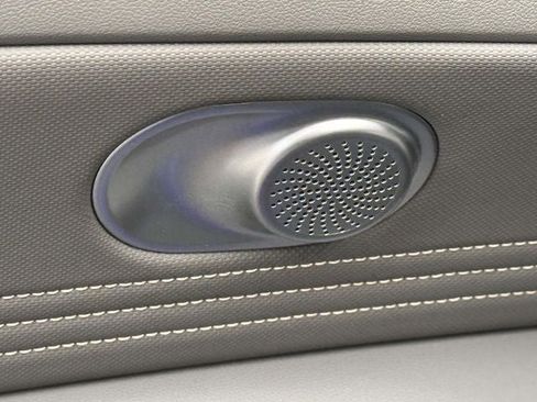 Used 2025 Hyundai Elantra SEL image 16