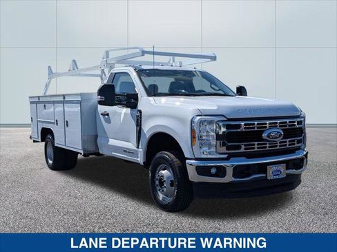 Certified 2024 Ford F350 XL w/ XL Chrome Package image 7