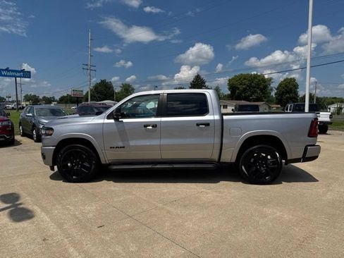 Used 2025 RAM 1500 Laramie w/ Night Edition AWD/4WD image 4