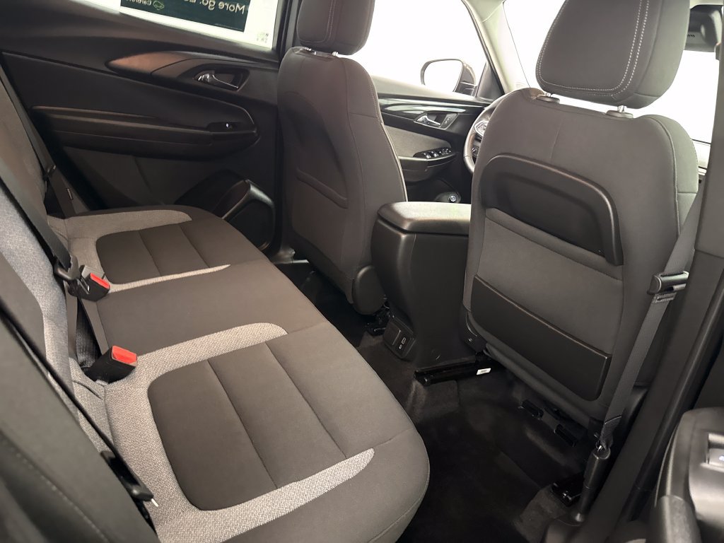Used 2024 Chevrolet TrailBlazer LT w/ Convenience Package AWD/4WD image 25