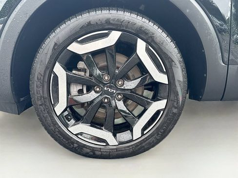 Certified 2024 Kia Telluride S w/ S Sunroof Package AWD/4WD image 36