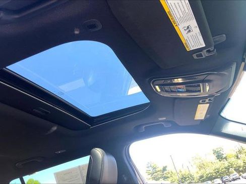 Certified 2025 Jeep Grand Cherokee L Altitude AWD/4WD image 13