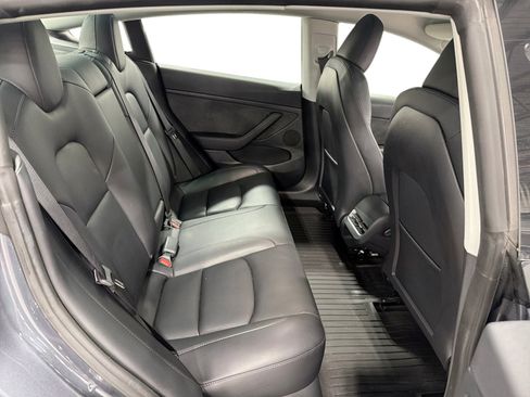 Certified 2023 Tesla Model 3 Standard Range RWD image 11