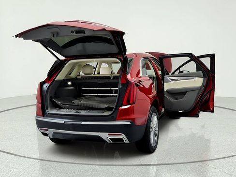 Certified 2024 Cadillac XT5 Premium Luxury w/ Technology Package AWD/4WD image 12