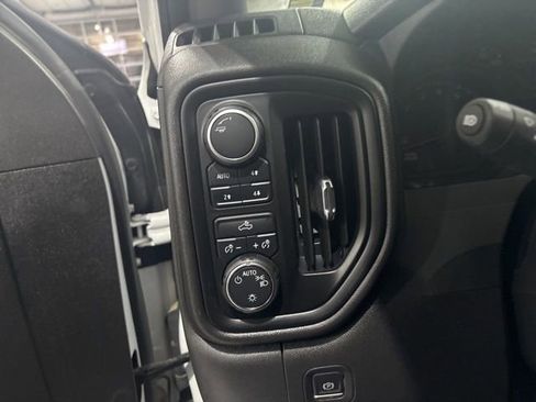 Used 2022 Chevrolet Silverado 1500 Custom Trail Boss w/ LPO, Dark Essentials Package image 14