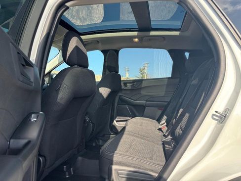 Used 2023 Ford Escape Active image 12