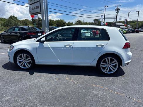 Used 2017 Volkswagen Golf SEL image 6