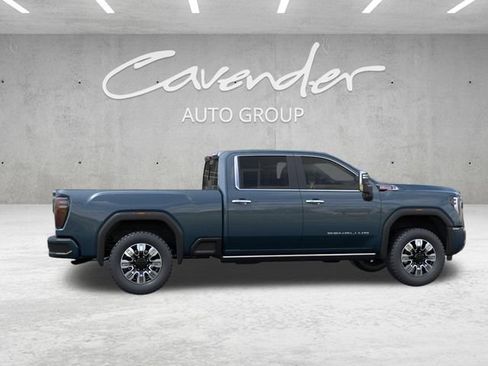 New 2026 GMC Sierra 2500 Denali w/ Denali Reserve Package AWD/4WD image 6