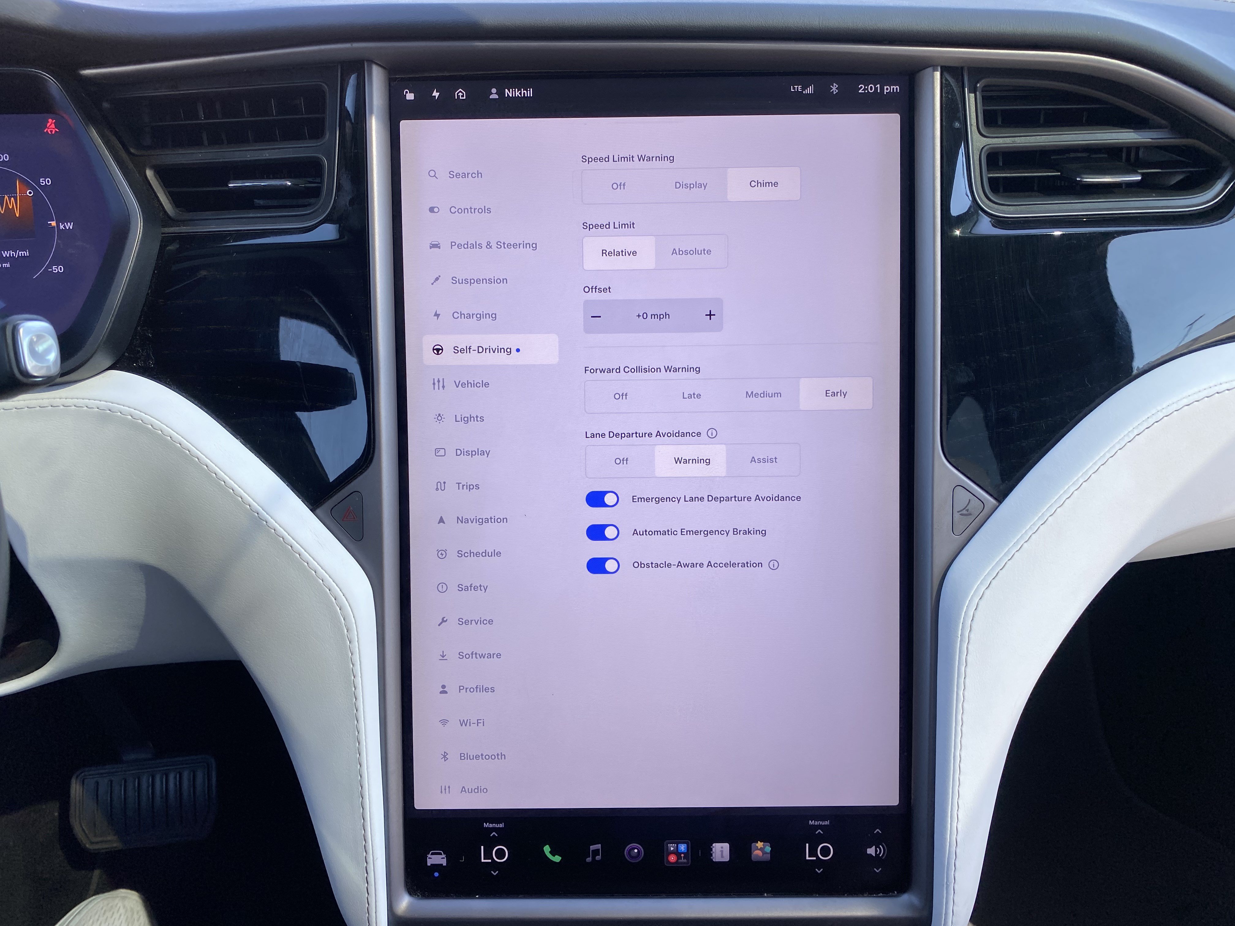 Used 2018 Tesla Model X 75D AWD/4WD image 28